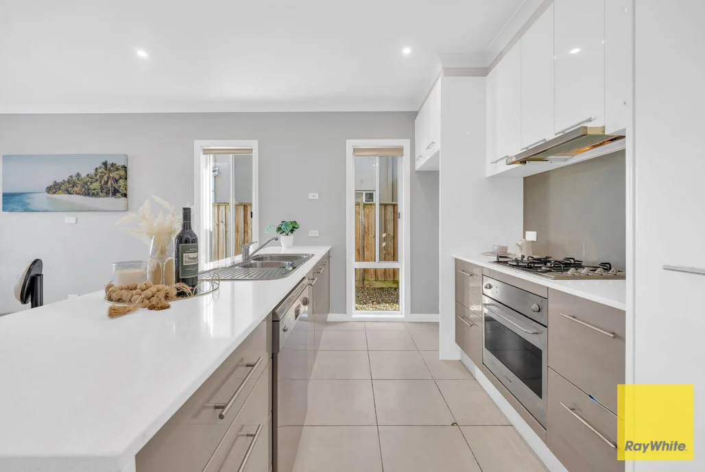 Additional image 5 of 27 Montclair Street, Point Cook VIC 3030