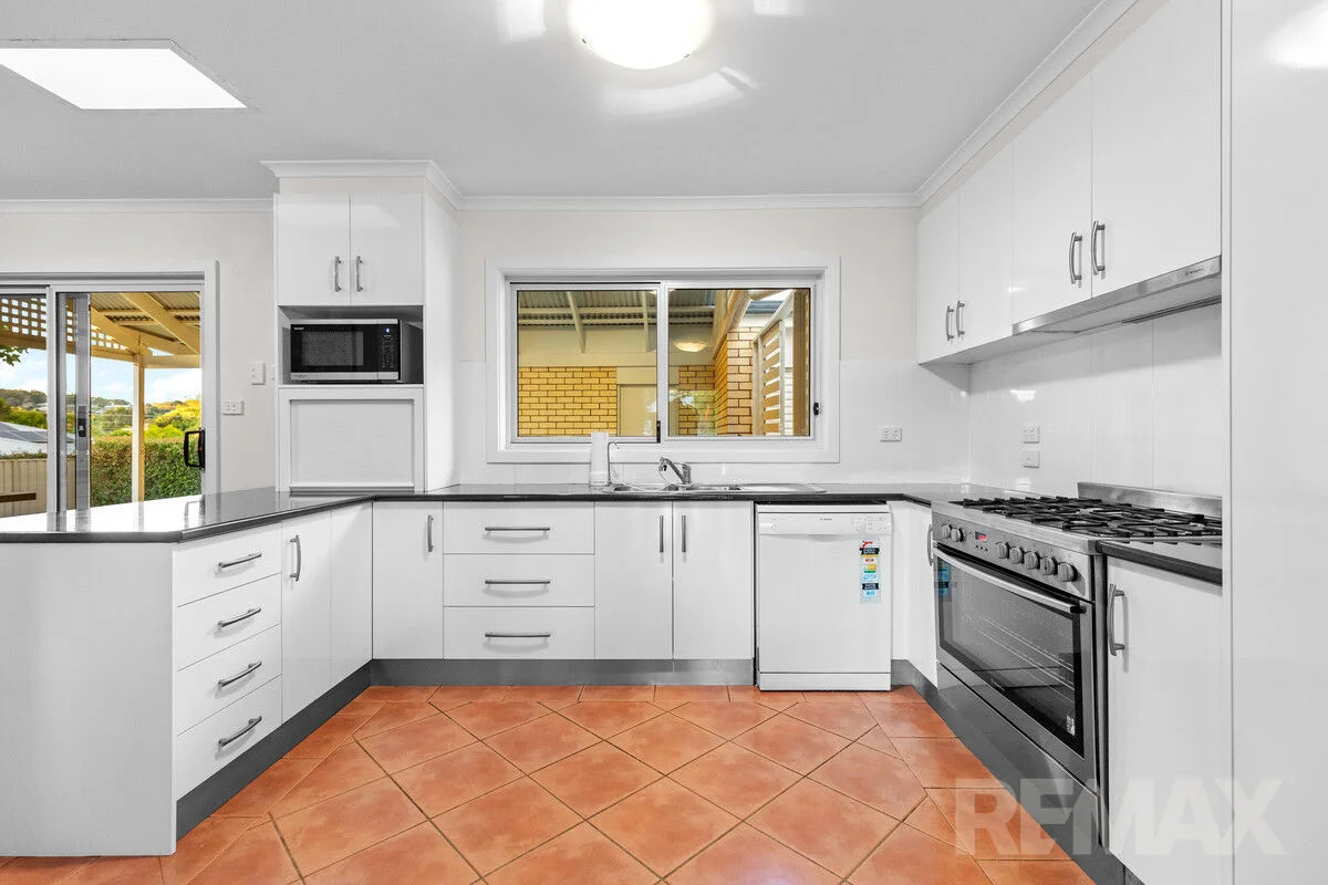 Additional image 6 of 9 Avon Avenue, Lake Albert NSW 2650