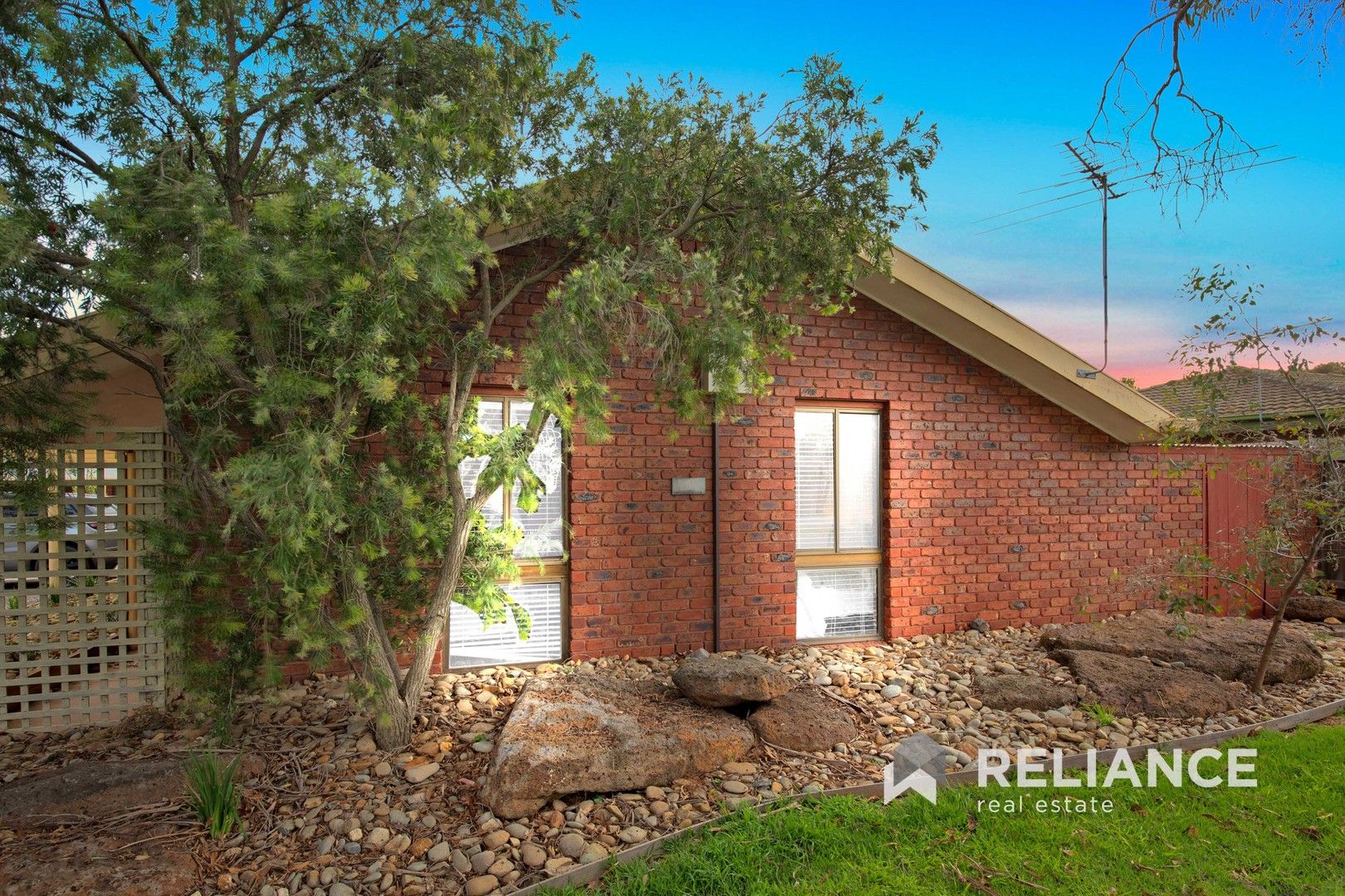 3 bedrooms House in 4/87 Duncans Road WERRIBEE VIC, 3030