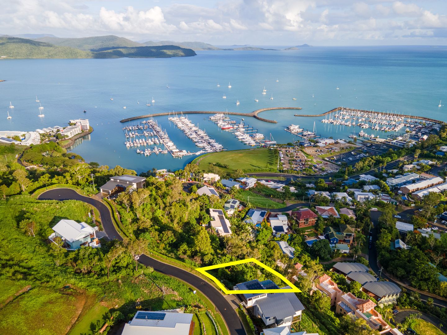 8 Marina View Court, Airlie Beach QLD 4802, Image 1