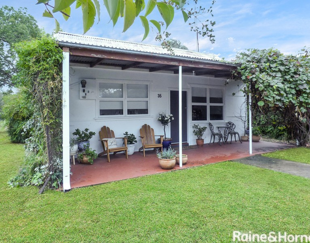 35 Brundah Street, Grenfell NSW 2810