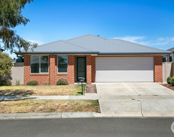 5 Masters Drive, Winter Valley VIC 3358