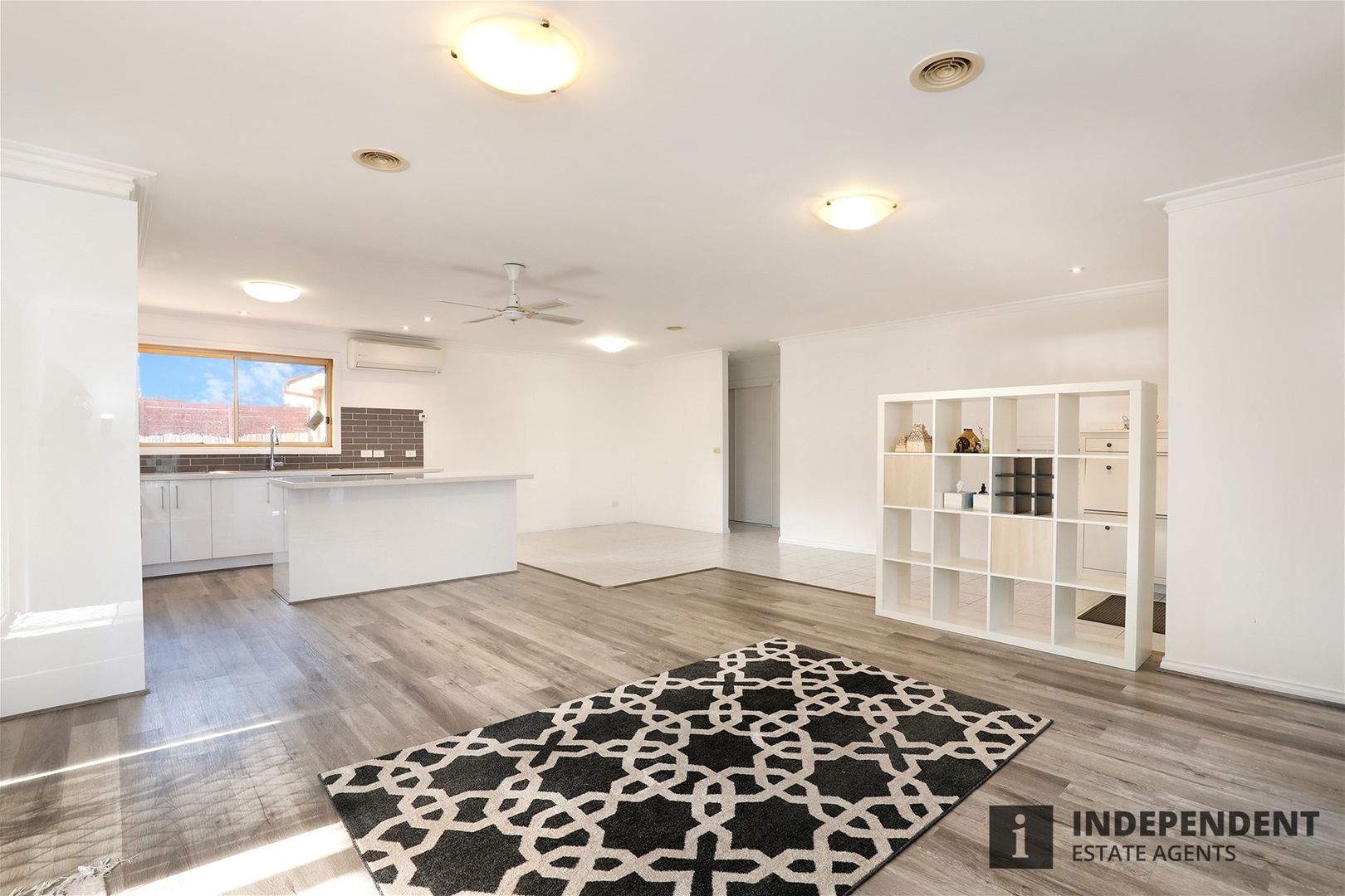 22 Bamburgh Street, Jacana VIC 3047, Image 2