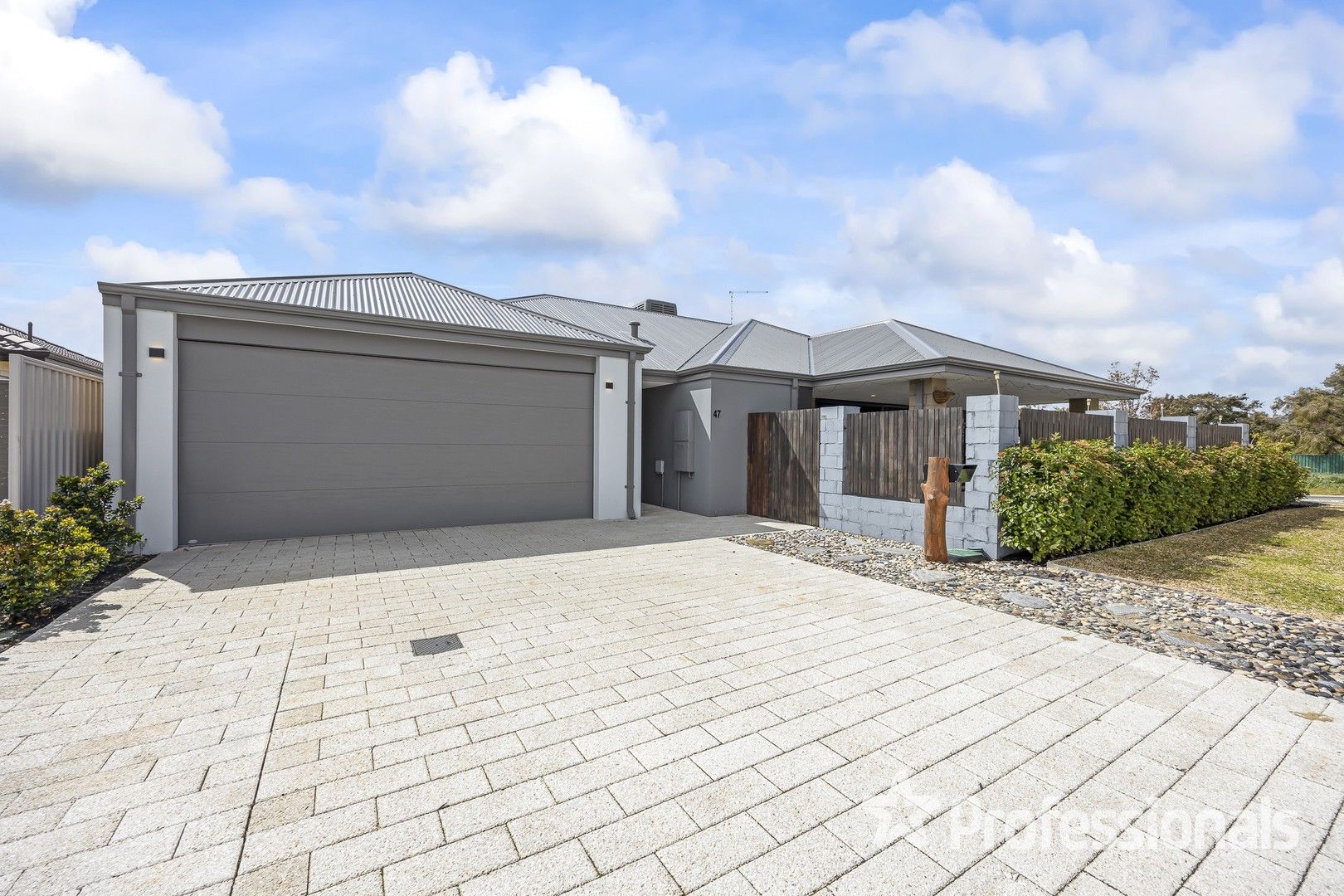 3 bedrooms House in 47 Nandina Avenue SINAGRA WA, 6065