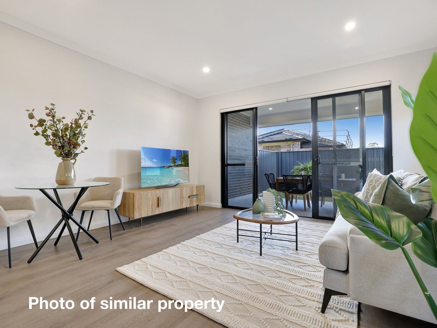 2 bedrooms Apartment / Unit / Flat in 1A Cabrera Street THIRLMERE NSW, 2572