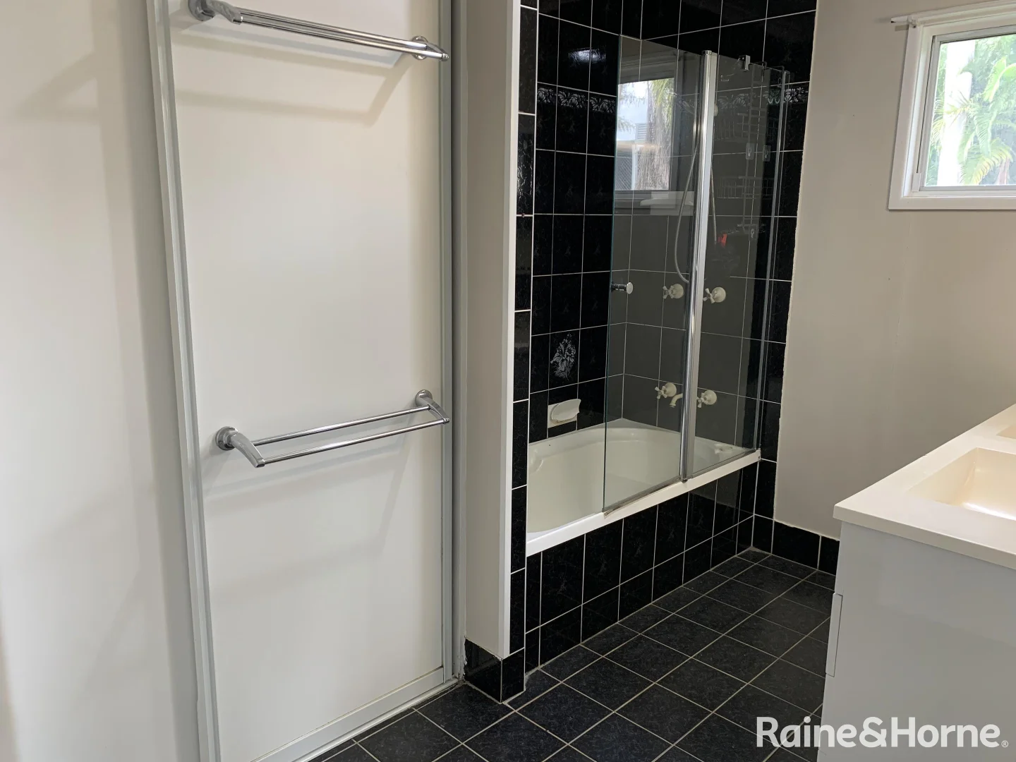 Additional image 10 of 11 Schafer Street, Clinton QLD 4680