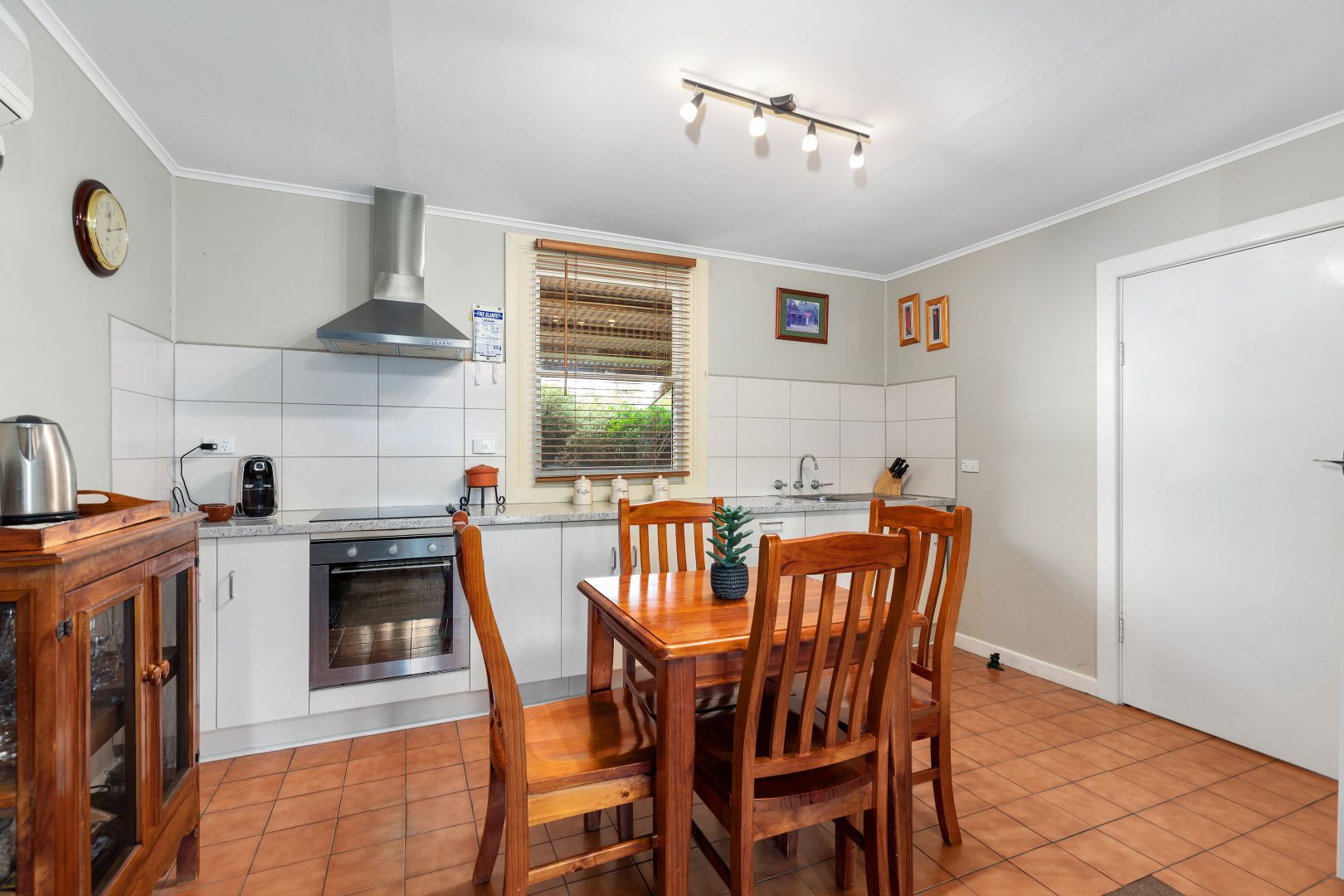 39 Clarke Street, Penola SA 5277, Image 1