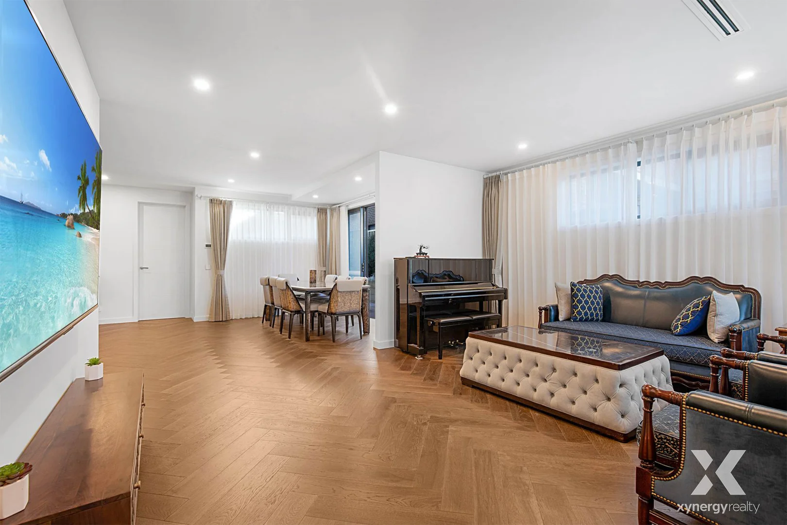 Additional image 2 of 1/5 Aurisch Avenue, Glen Waverley VIC 3150