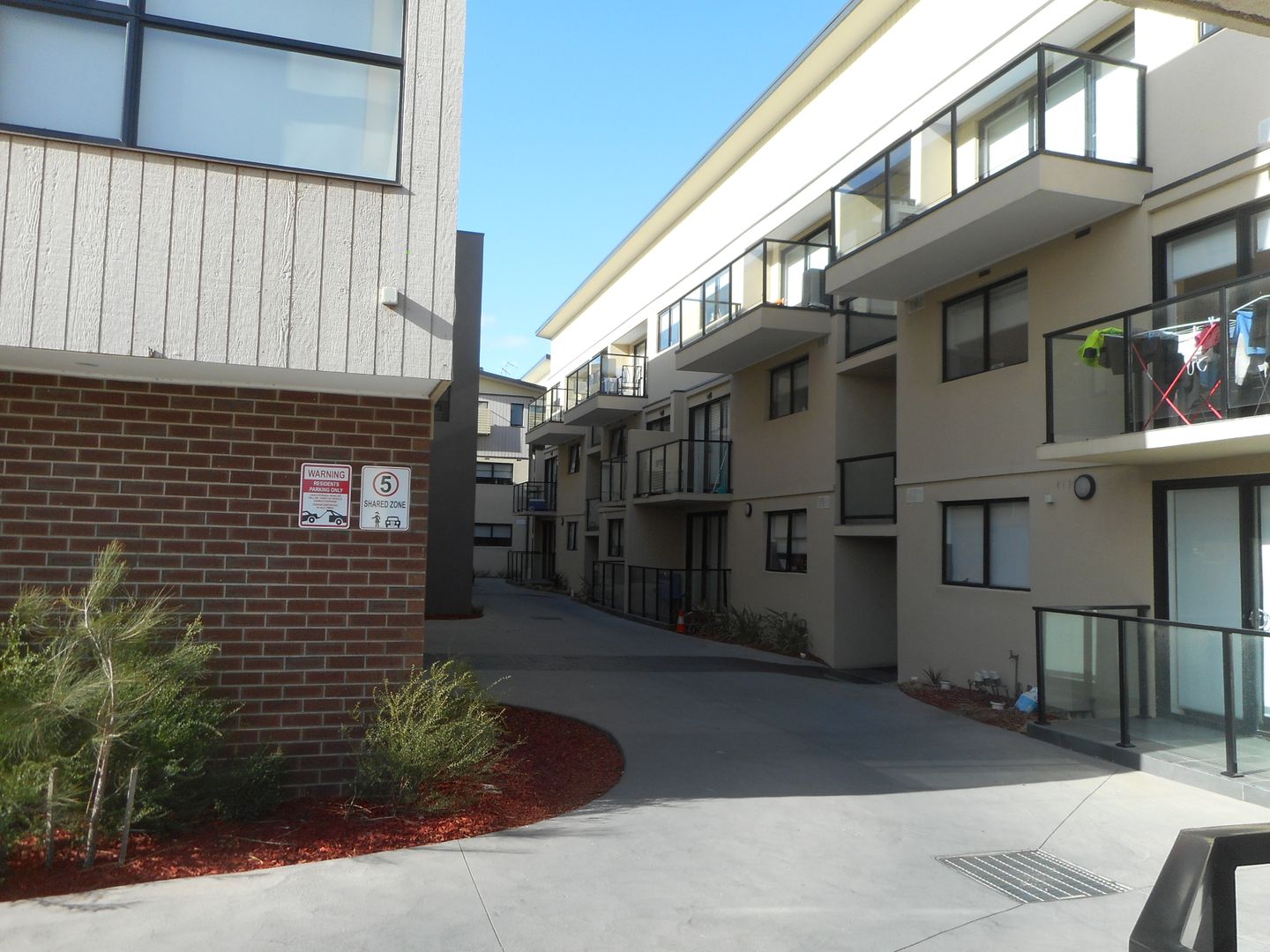 14 836 Pascoe Vale Road Glenroy Vic 3046 Apartment For Rent 340 Domain