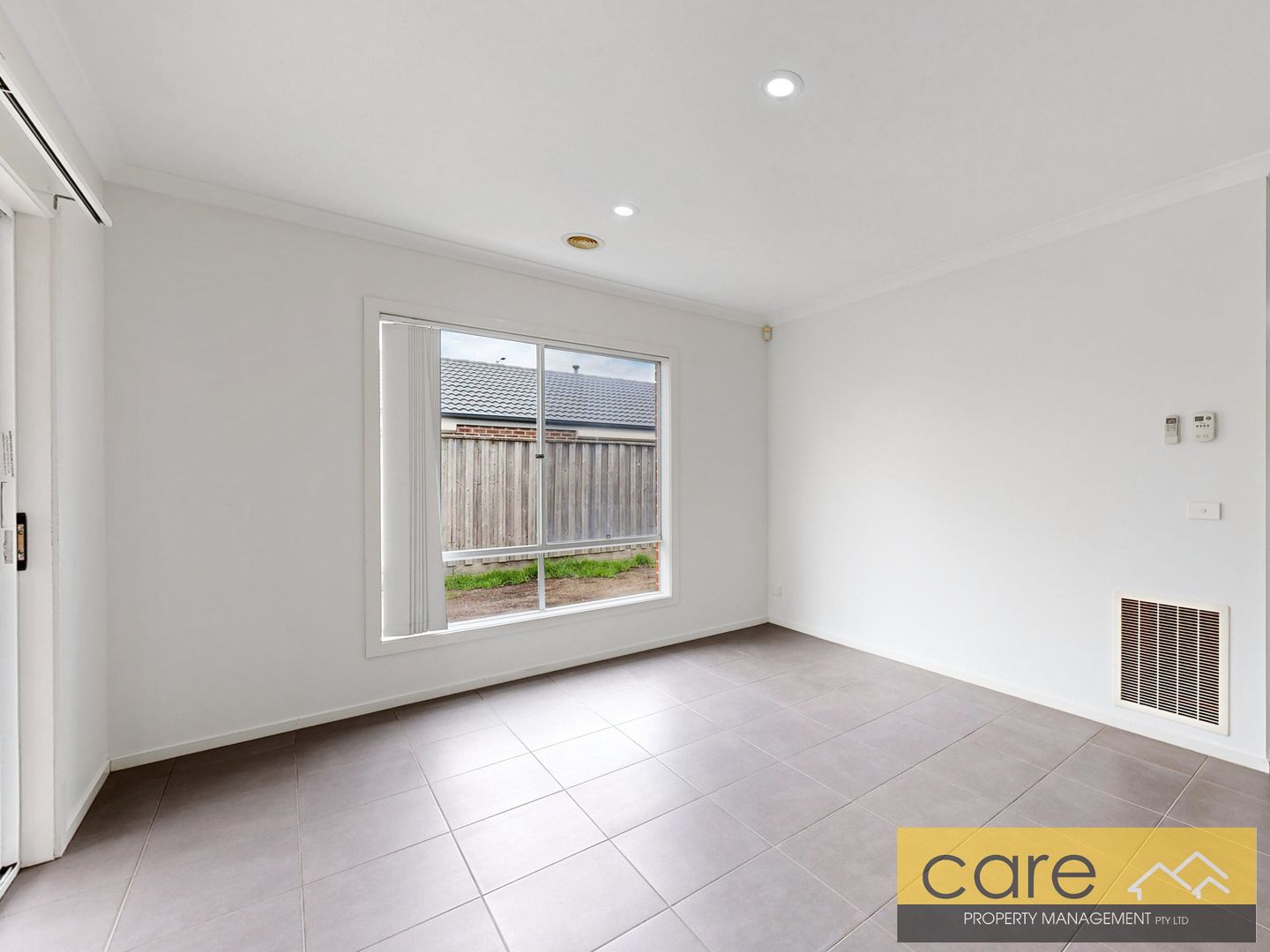 4 Bushman Way, Lynbrook VIC 3975, Image 2