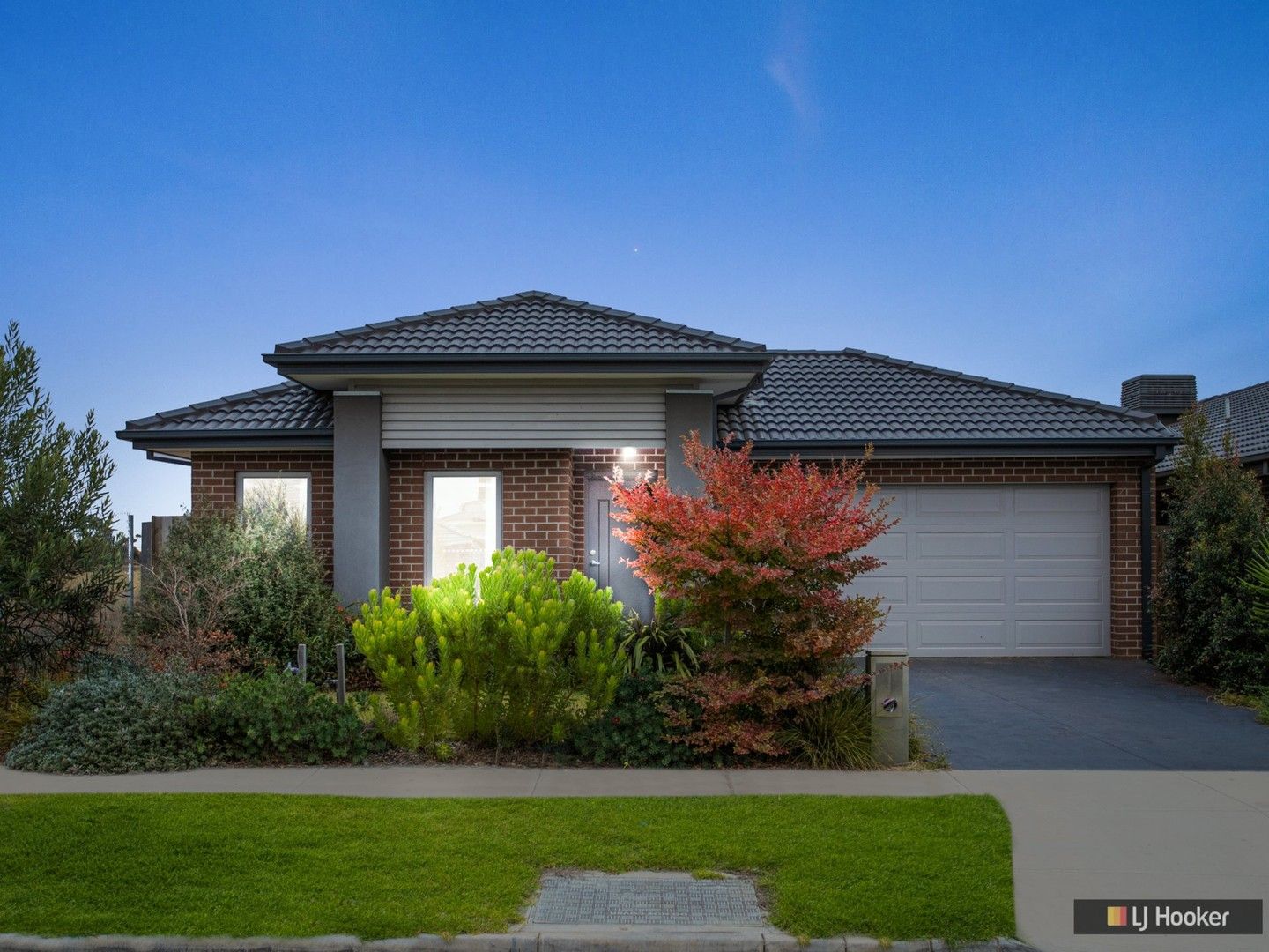 4 bedrooms House in 10 Scanlon St AINTREE VIC, 3336