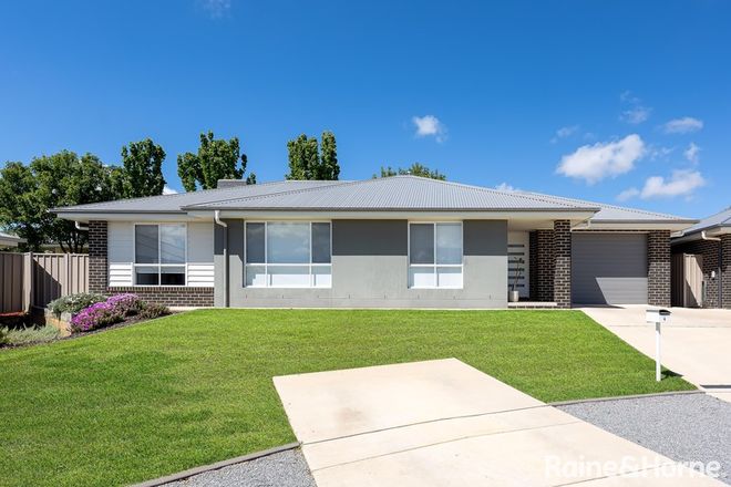 Picture of 4/26 Pooginook Place, BOURKELANDS NSW 2650