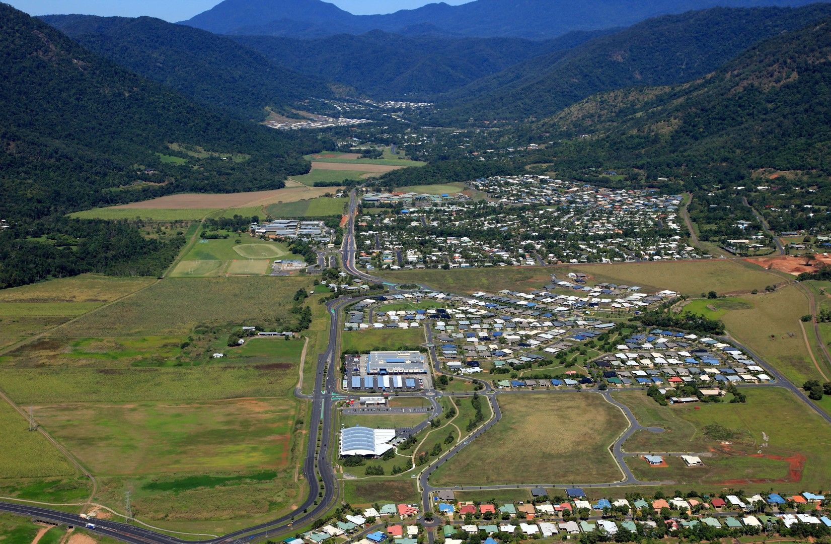 4 bedrooms House in 20 Pilosa Street REDLYNCH QLD, 4870
