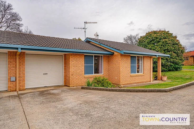 Additional image 7 of 1/10 Northey Drive, Armidale NSW 2350