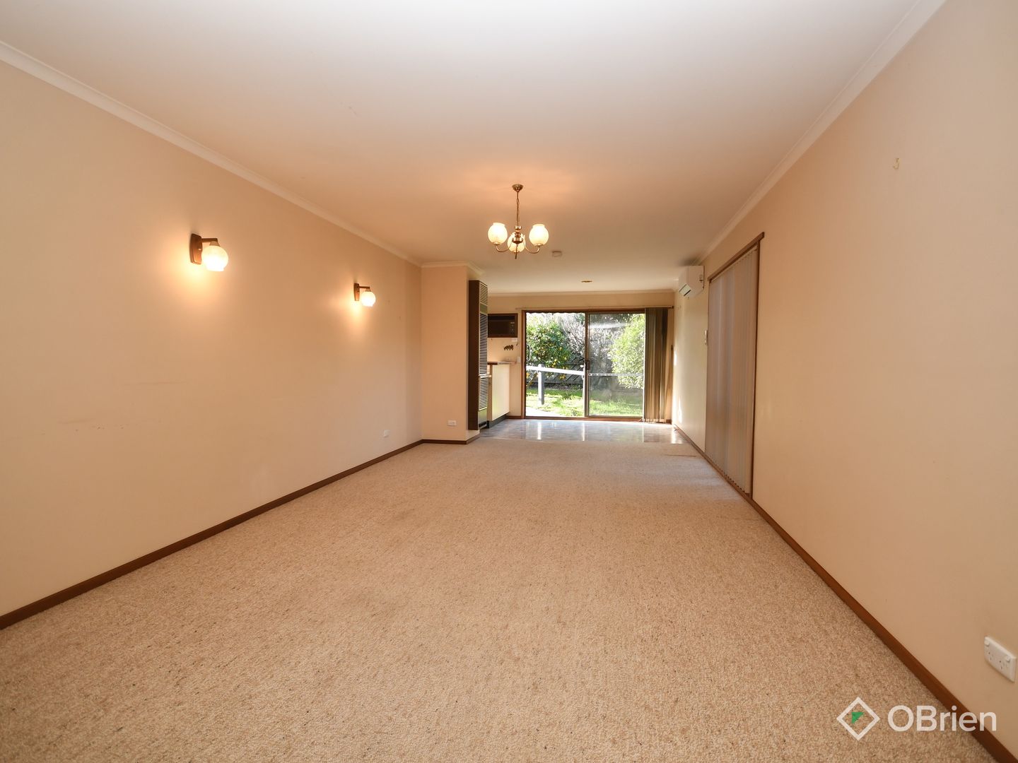 4/25 Wallace Street, Bairnsdale VIC 3875, Image 2
