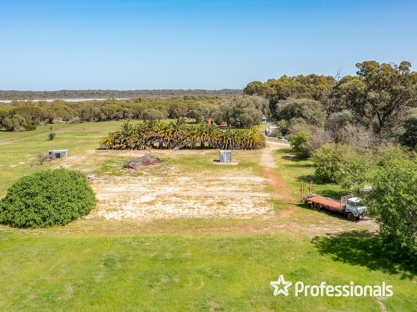 192 Newnham Road, Lake Clifton WA 6215, Image 2