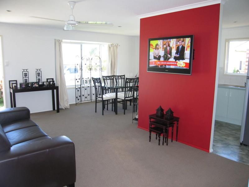 Unit 9/10 Beaconsfield Road, BEACONSFIELD QLD 4740, Image 2