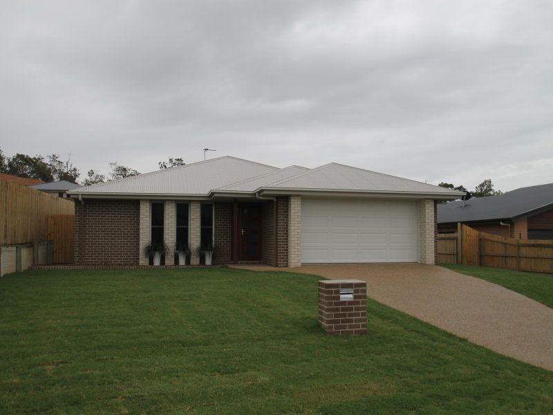 4 bedrooms House in 4 Briffney Street KIRKWOOD QLD, 4680