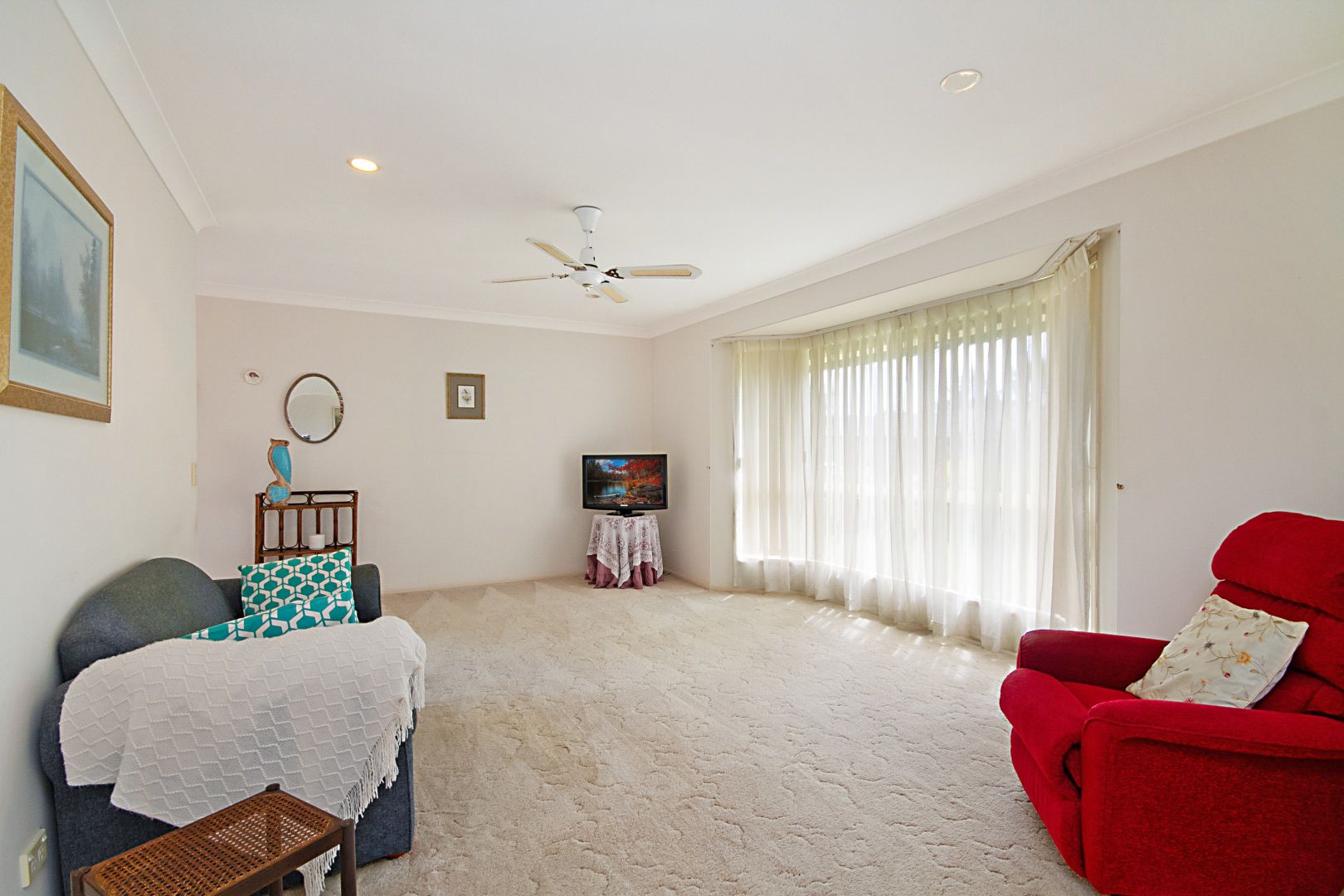 3A Huntingdale Place, Banora Point NSW 2486, Image 2