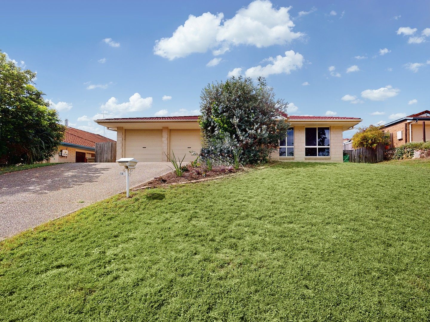 4 bedrooms House in 15 Cressbrook Drive ALBANY CREEK QLD, 4035