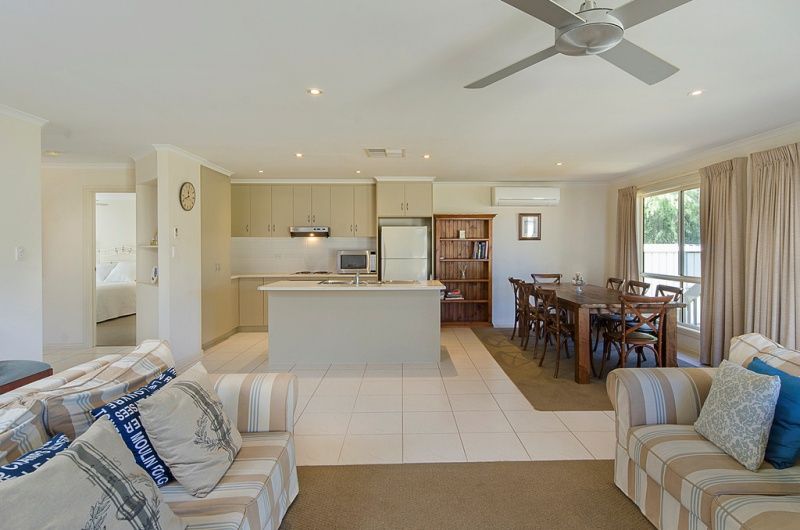 158 Main South Road, Yankalilla SA 5203, Image 2