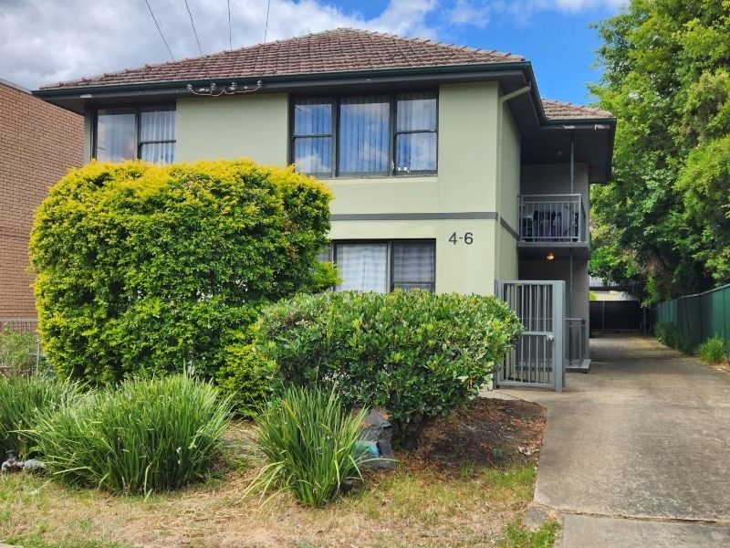 6/4 Sturt Street, Campbelltown NSW 2560 Apartment For Rent 400