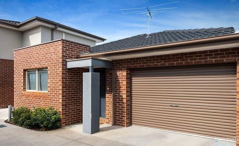 2 bedrooms Apartment / Unit / Flat in 2/7 Rosamond Way EPPING VIC, 3076