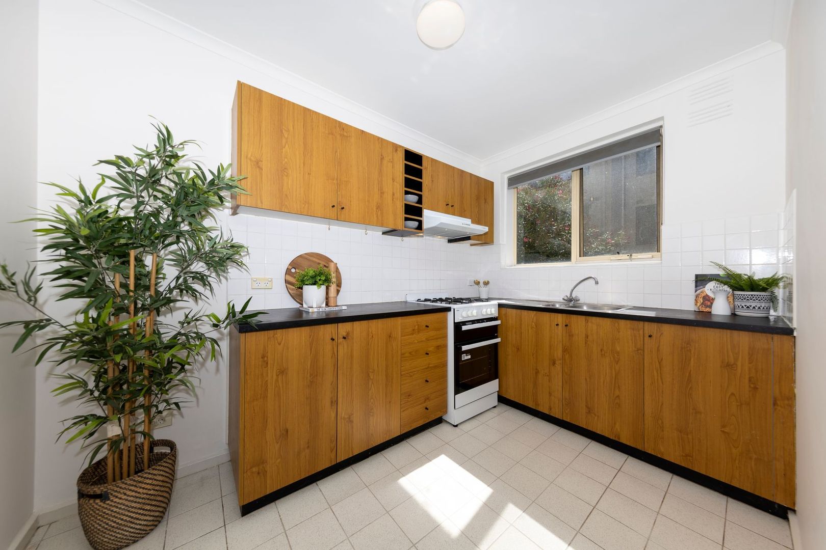 1/7 Manningham Street, Parkville VIC 3052, Image 2