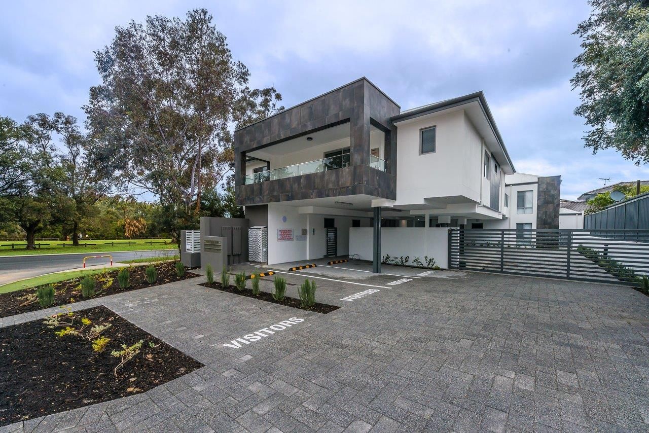 2 bedrooms Apartment / Unit / Flat in 4/1 Strathyre Drive DUNCRAIG WA, 6023