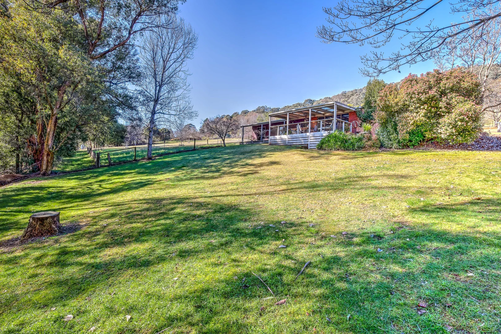 Additional image 13 of 38-40 Crystal Brook Avenue, Porepunkah VIC 3740