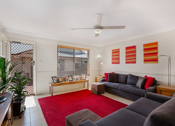 2/2A Jackson Street, Centenary Heights QLD 4350