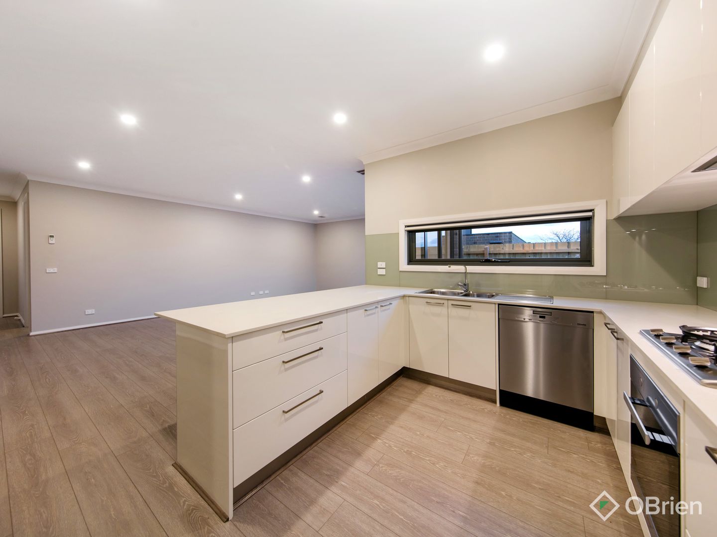 5 Hartville Place, Berwick VIC 3806 House For Rent Domain