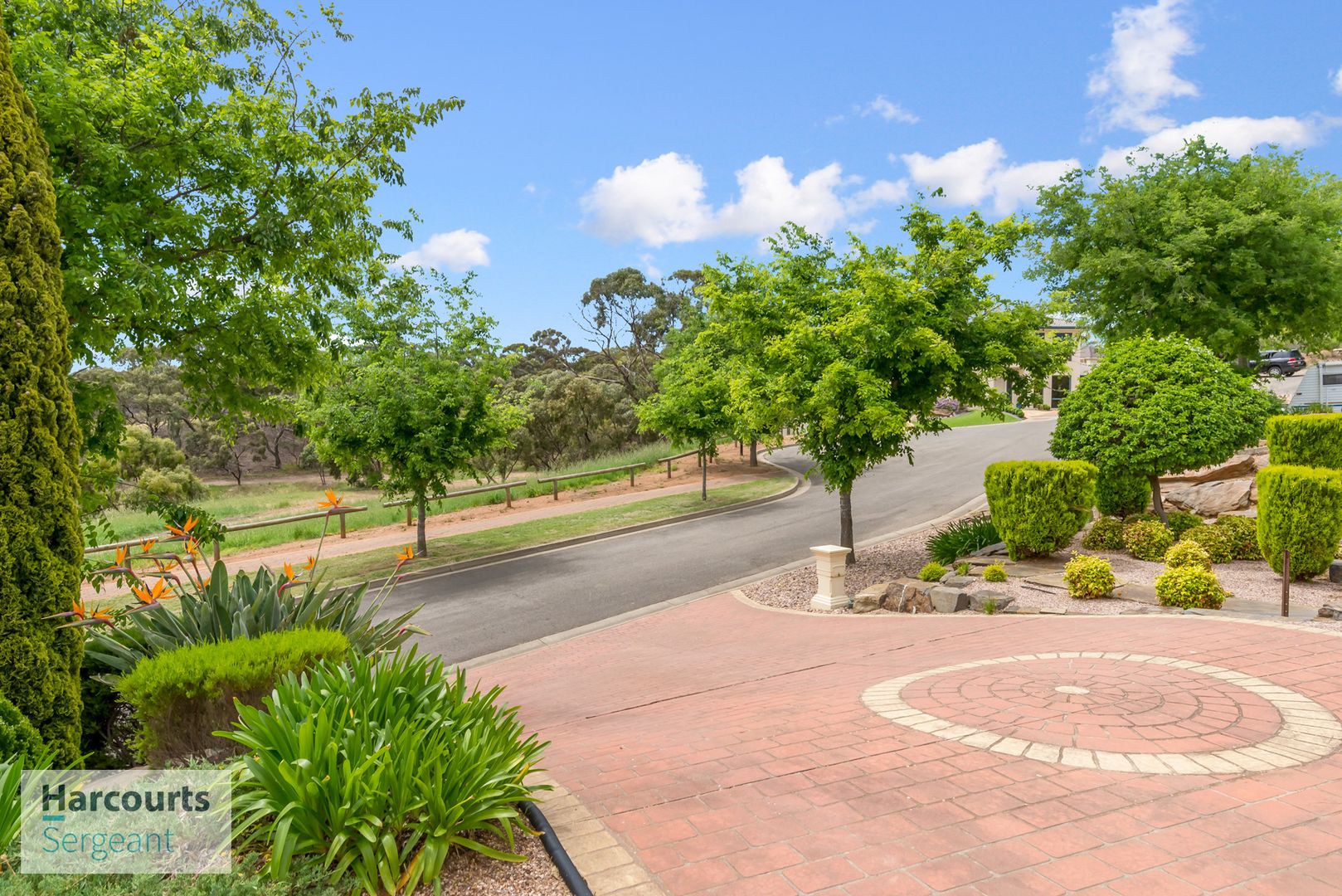 9 Glasgow Court, Gulfview Heights SA 5096, Image 2