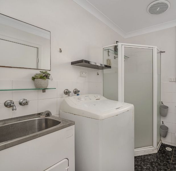 Rooms 1/76 Bluegum Road, Jesmond NSW 2299, Image 2