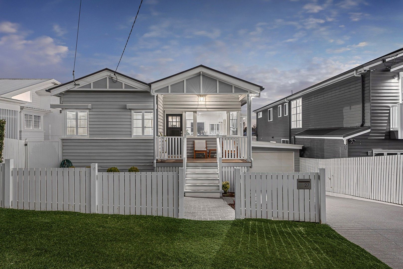 4 bedrooms House in 27 Henderson Street CAMP HILL QLD, 4152