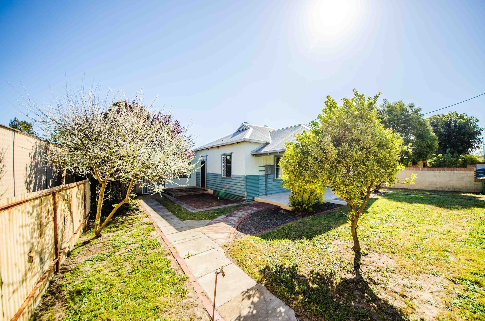 24 Sixth Road, Armadale WA 6112, Image 1