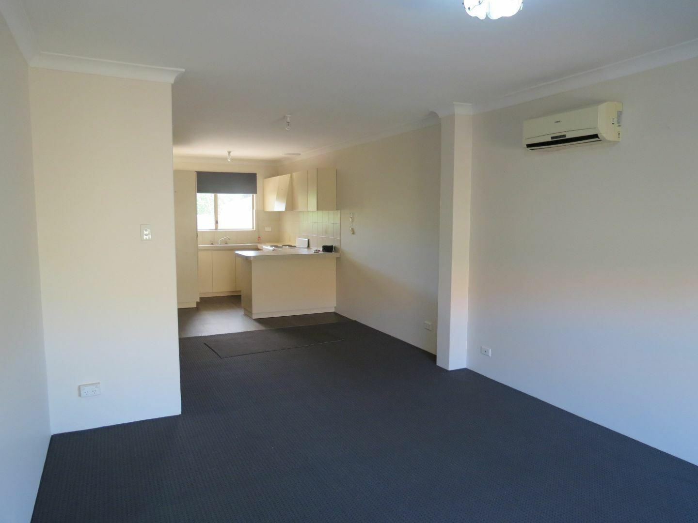 Unit 11/5 Park Rd, Midvale WA 6056, Image 2