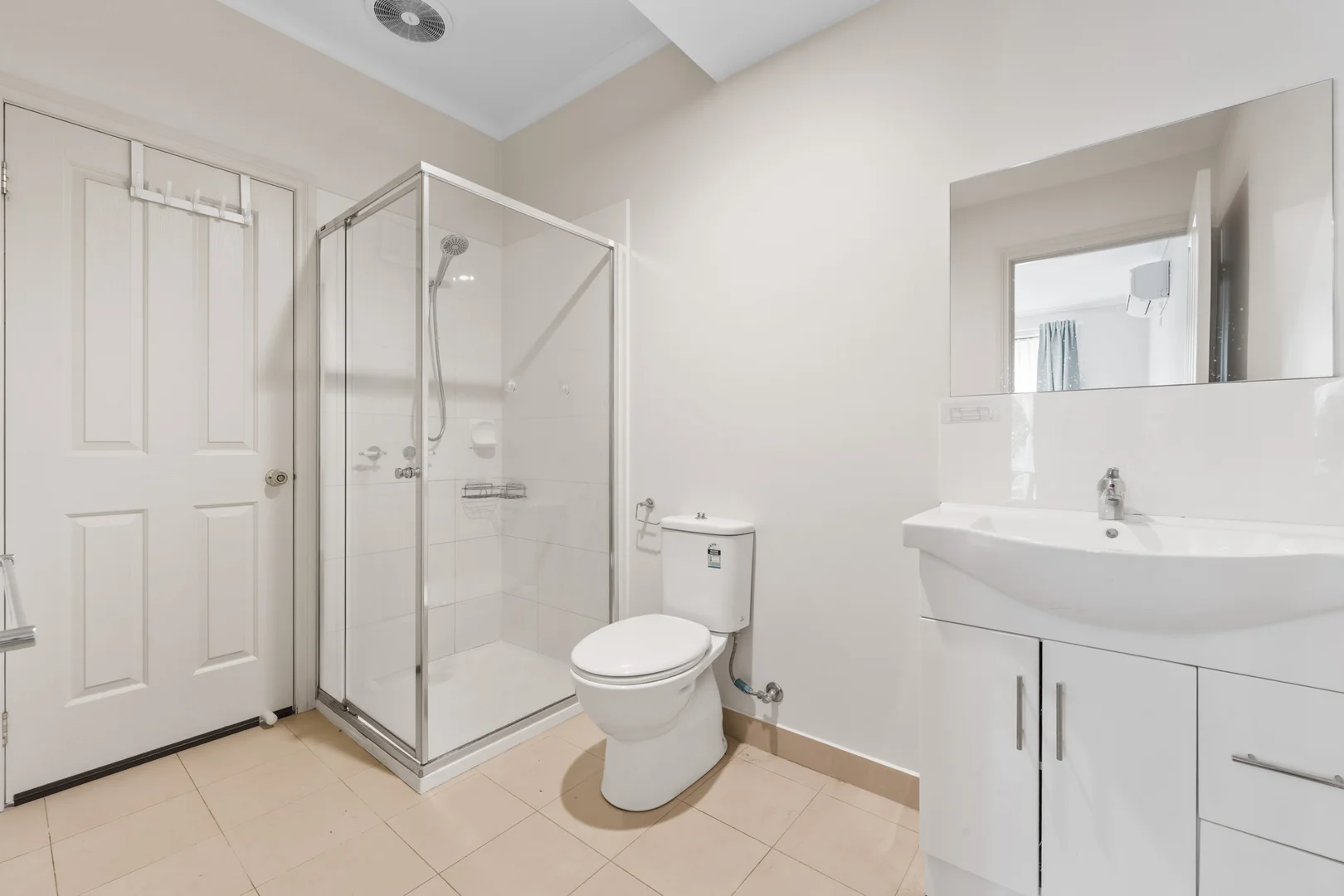 Additional image 8 of 2/52 Stockdale Avenue, Clayton VIC 3168