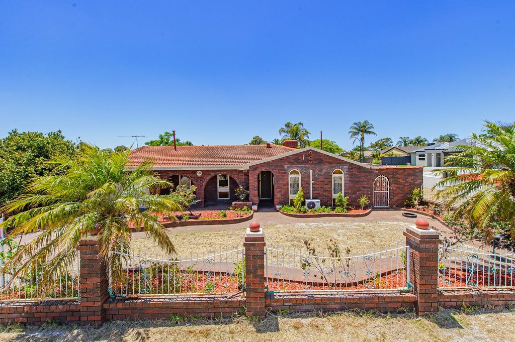 98 Iolanthe Street, Eden Hill WA 6054