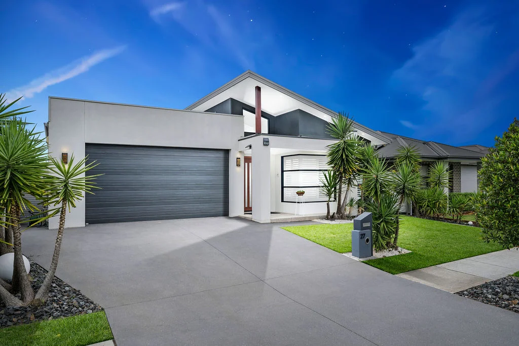 27 Starke Street, Spring Farm NSW 2570