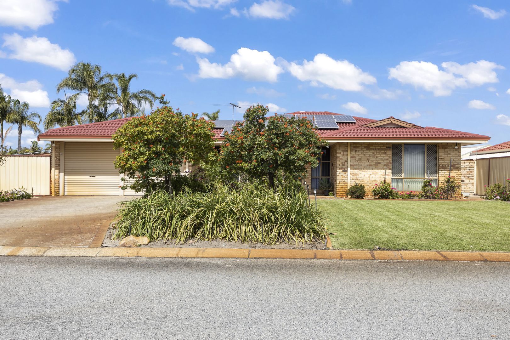 7 Lyrebird Square, Ballajura WA 6066, Image 1