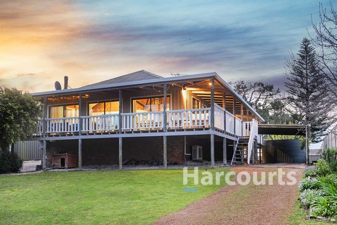 Picture of 15 Estuary View Drive, WONNERUP WA 6280