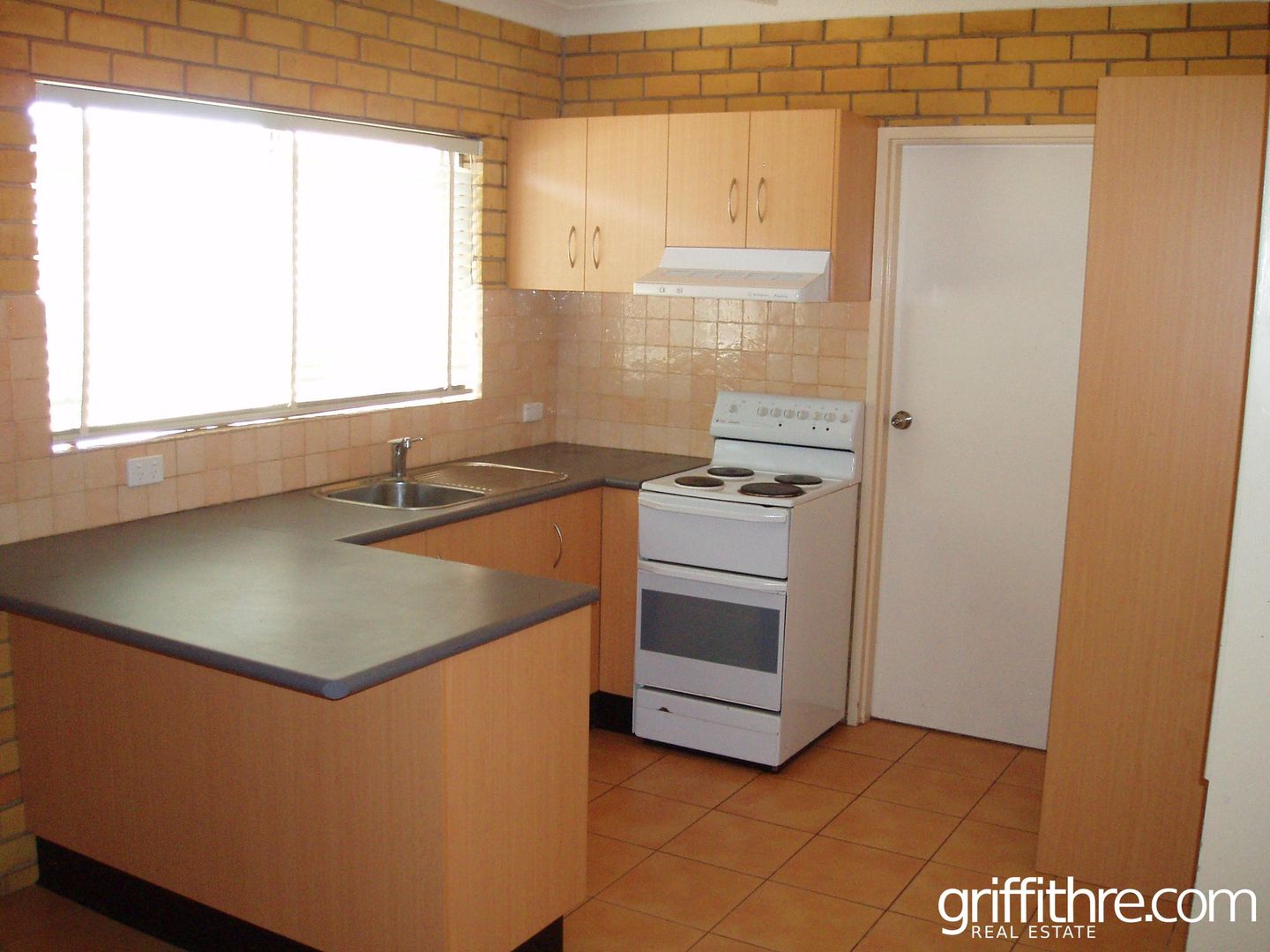 3/179 Yambil Street, Griffith NSW 2680, Image 2