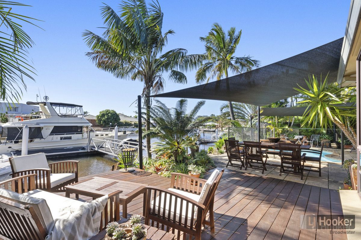 4 bedrooms House in 343 Bayview Street HOLLYWELL QLD, 4216