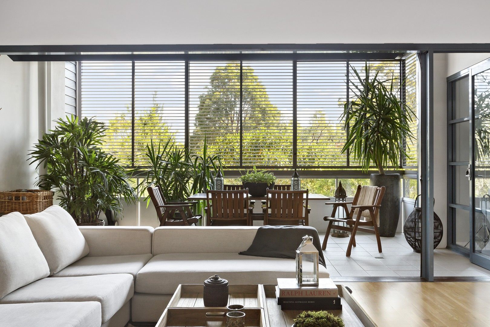 2 bedrooms Apartment / Unit / Flat in 76/10 Pyrmont Bridge Road CAMPERDOWN NSW, 2050