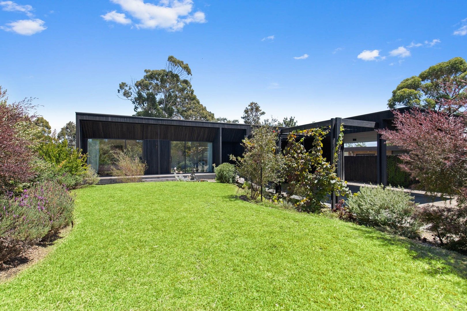 4 bedrooms House in 96 Bayview Road BALNARRING BEACH VIC, 3926