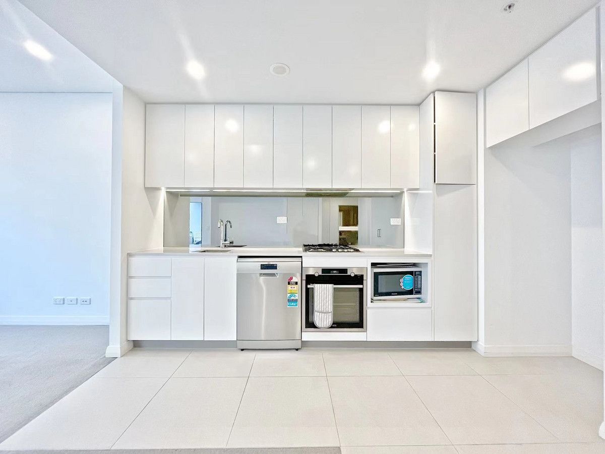 1 bedrooms Apartment / Unit / Flat in 204B/37 Nancarrow Avenue MEADOWBANK NSW, 2114