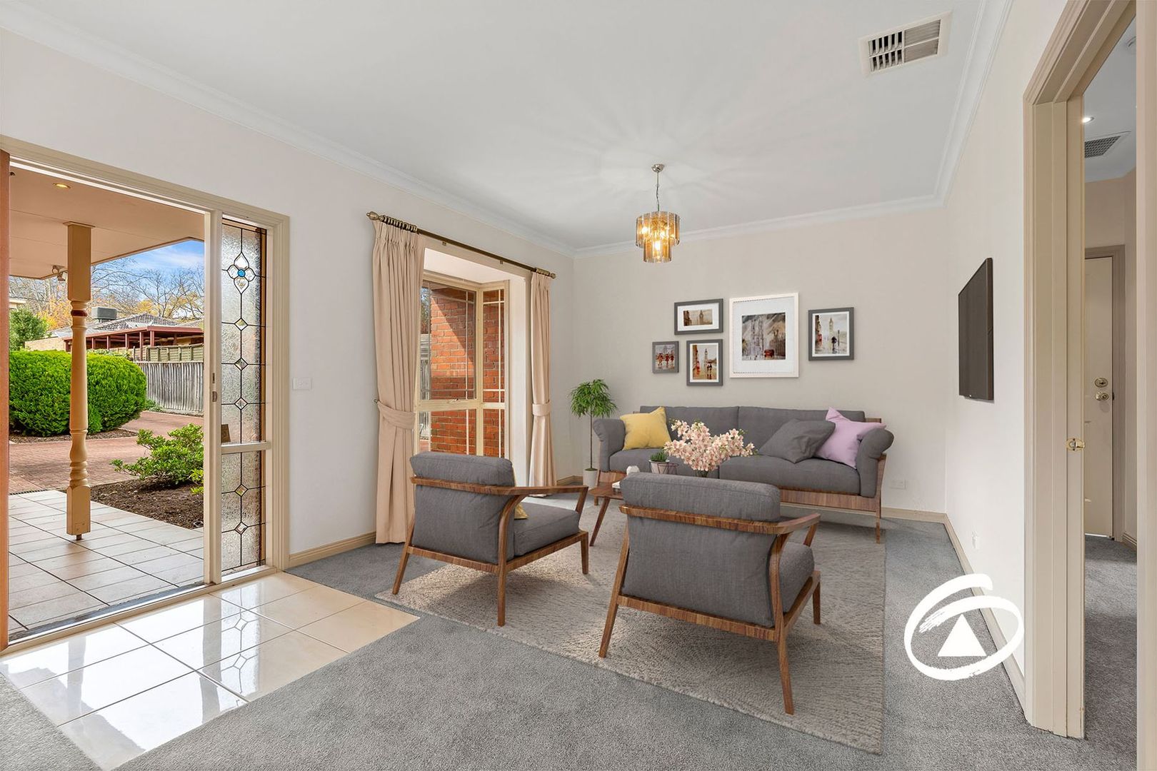 4/56 Gloucester Avenue, Berwick VIC 3806, Image 2