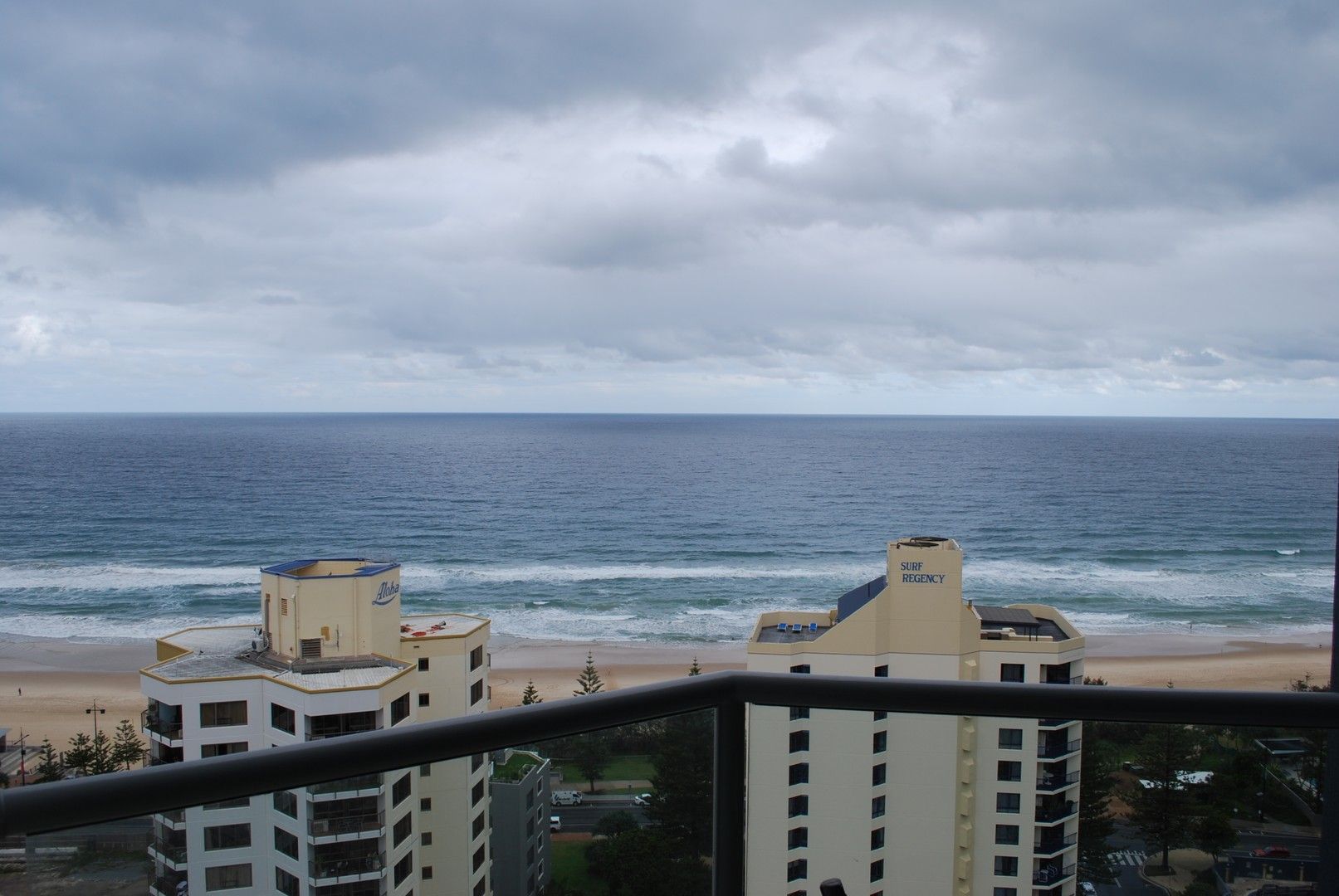 2 bedrooms Apartment / Unit / Flat in 25 Laycock St SURFERS PARADISE QLD, 4217