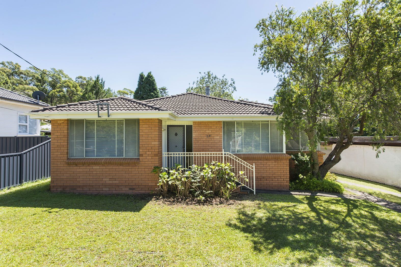 24 Birdwood Avenue, Winmalee Property History & Address Research Domain